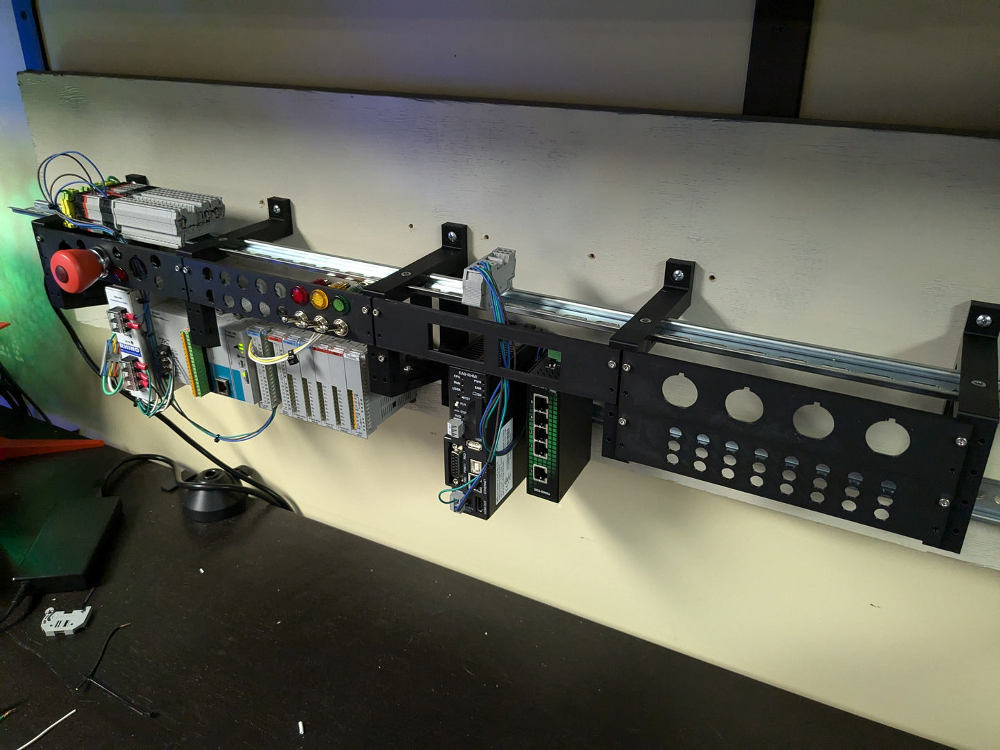 Wall Mounted DIN Rail Stand and PLC Trainer Kit